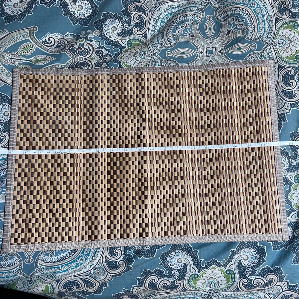 Set of 4 - Bamboo Place Mats From Bed, Bath and Beyond; EUC - Picture 3 of 3